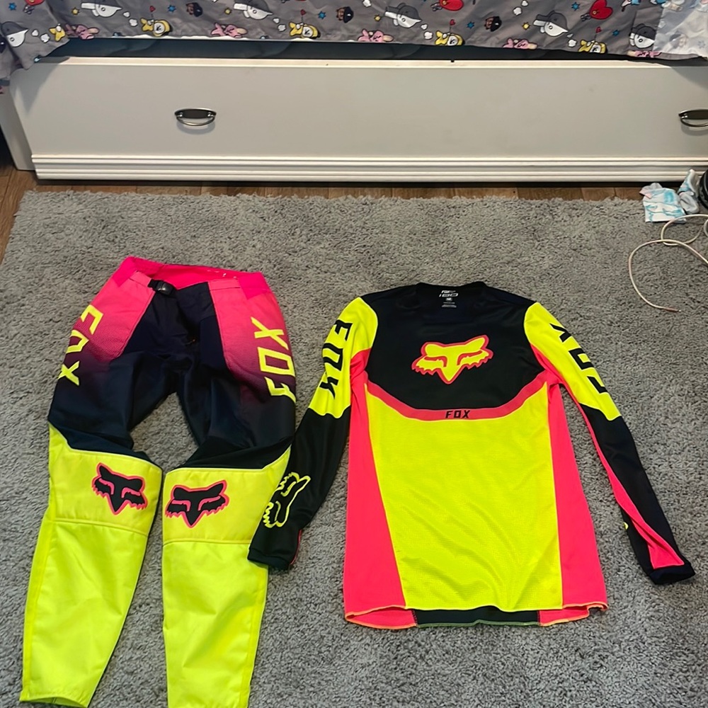 Fox Racing Riding gear pants 👖 Size 8 👕 Size M